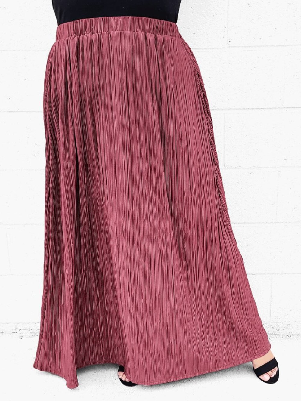 Plus Size Plisse Maxi Skirt 2X